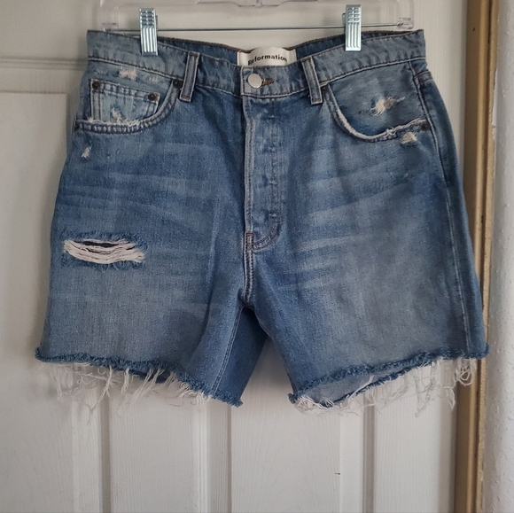 Reformation Button Down Distressed Cameron BF Shorts, Size 27 - Picture 3 of 7